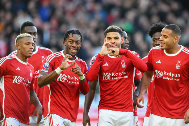 湖人队用坚 湖人队用坚